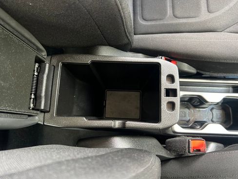 Used 2022 Jeep Renegade Latitude AWD/4WD image 25