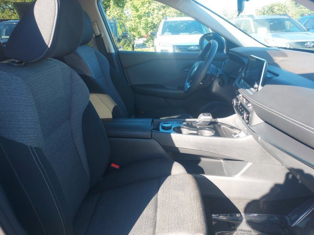 Used 2021 Nissan Rogue S AWD/4WD image 26