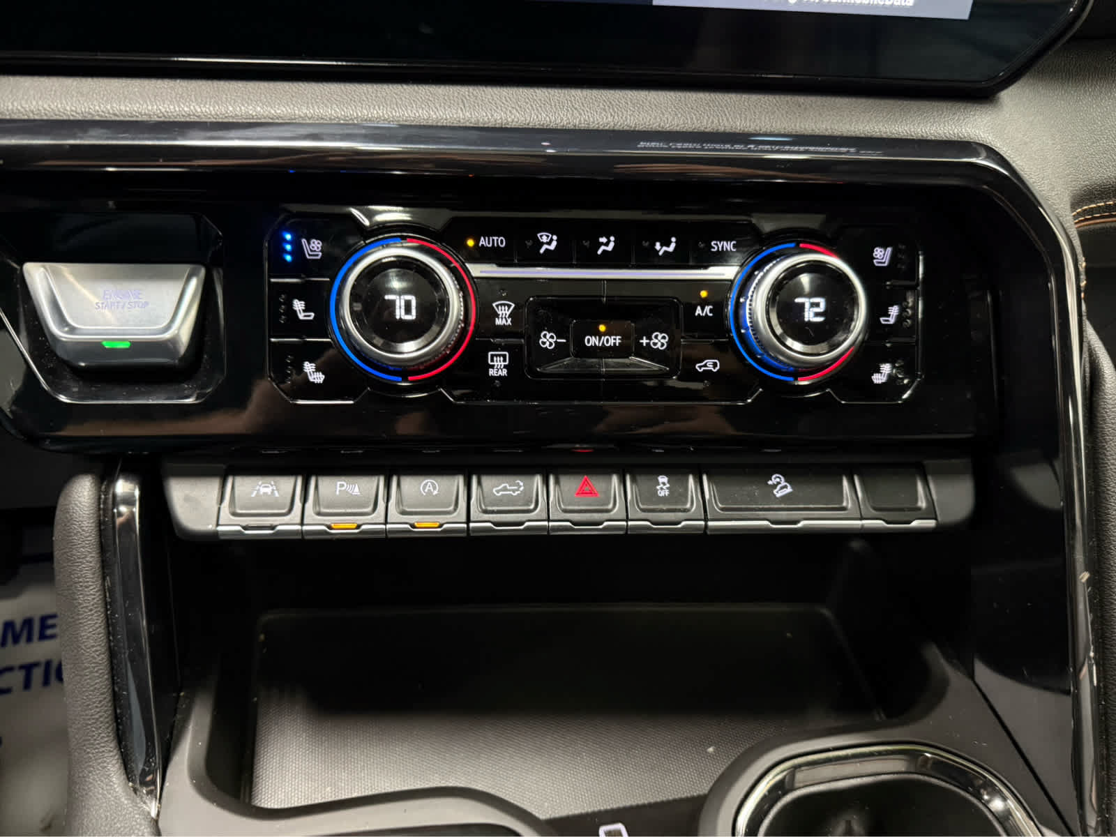 Used 2024 GMC Sierra 1500 AT4 w/ AT4 Preferred Package AWD/4WD image 30