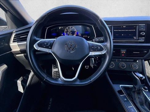 Used 2023 Volkswagen Jetta Sport FWD image 7