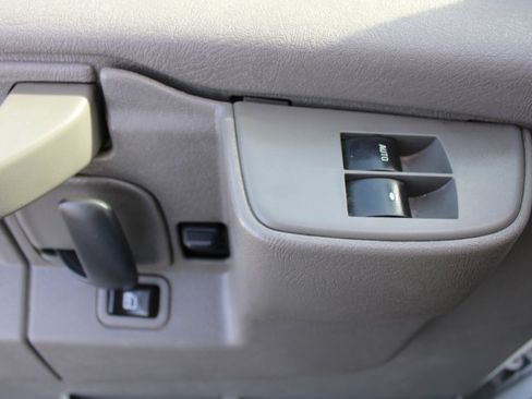 Used 2020 Chevrolet Express 2500 w/ Communications Package image 11