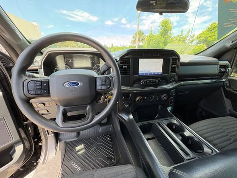 Certified 2021 Ford F150 XL w/ STX Appearance Package AWD/4WD image 8