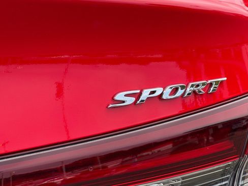 Certified 2025 Honda Civic Sport image 22
