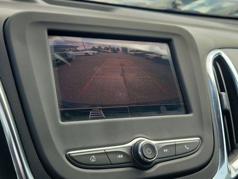 Used 2022 Chevrolet Equinox LT FWD image 26