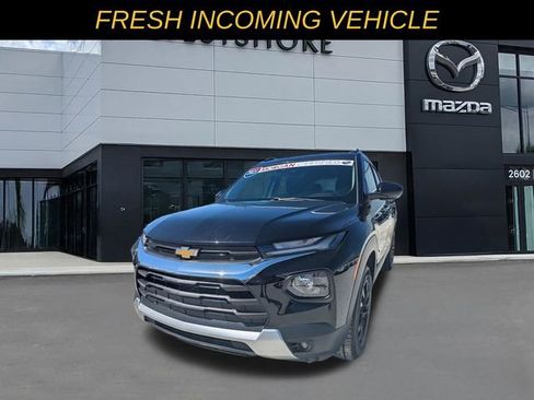 Used 2021 Chevrolet TrailBlazer LT w/ Convenience Package AWD/4WD image 6