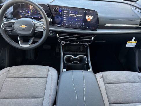 New 2026 Chevrolet Traverse LT FWD image 14
