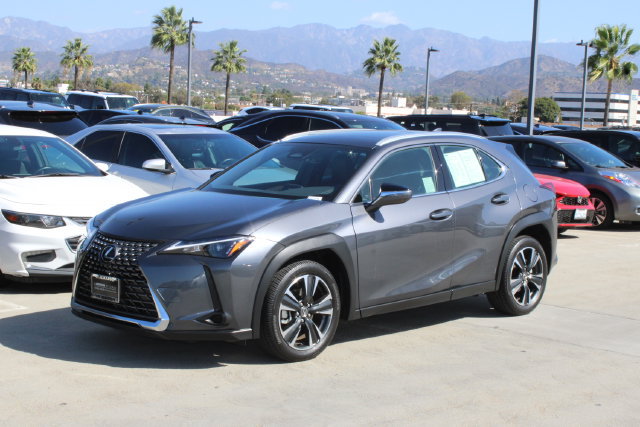 Certified 2025 Lexus UX 300h FWD image 3
