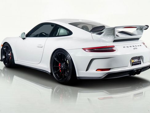 Used 2018 Porsche 911 GT3 w/ Sport Chrono Package image 15