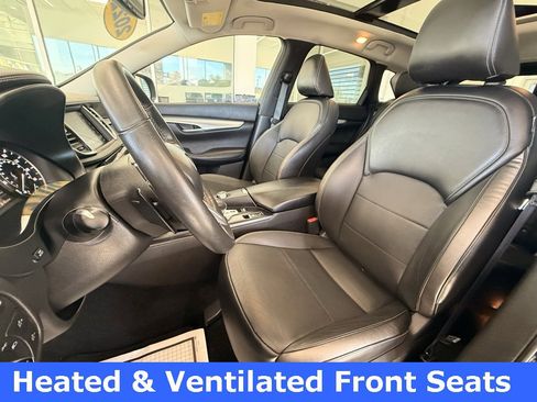 Used 2022 INFINITI QX50 Essential image 17