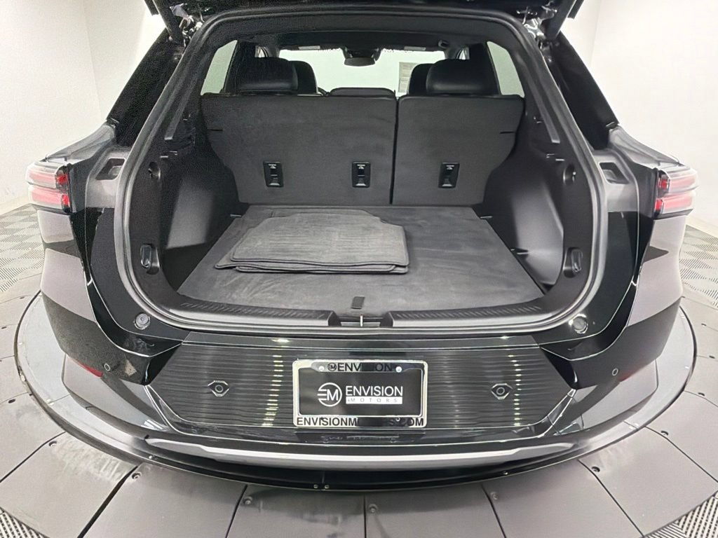 Used 2024 Chevrolet Equinox EV LT FWD image 15