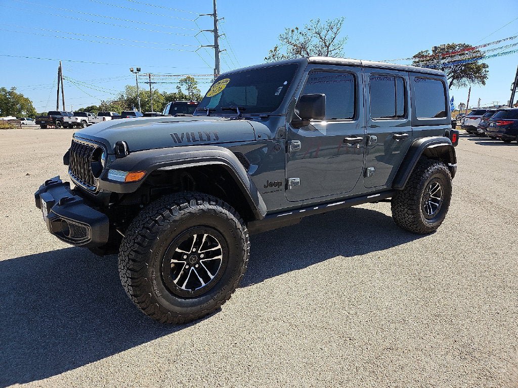 Used 2026 Jeep Wrangler Unlimited Sport AWD/4WD image 2