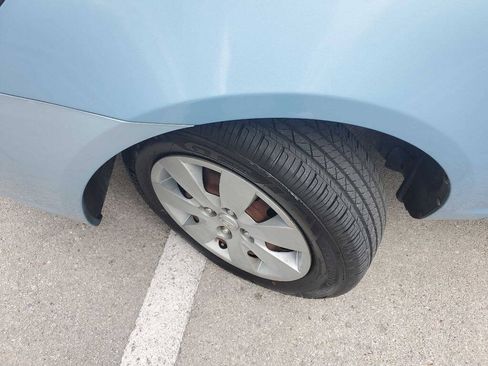 Used 2010 Hyundai Accent GS w/ Premium Pkg 3 FWD image 10