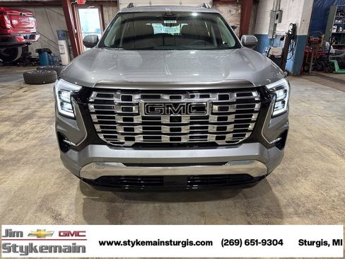 New 2026 GMC Terrain Denali w/ LPO, Black Badging Package image 9