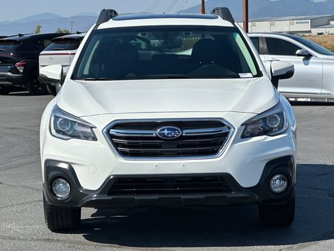 Used 2019 Subaru Outback 2.5i Limited AWD/4WD image 9