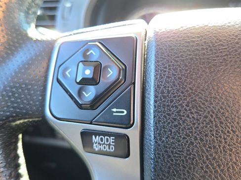 Used 2015 Toyota 4Runner SR5 image 23