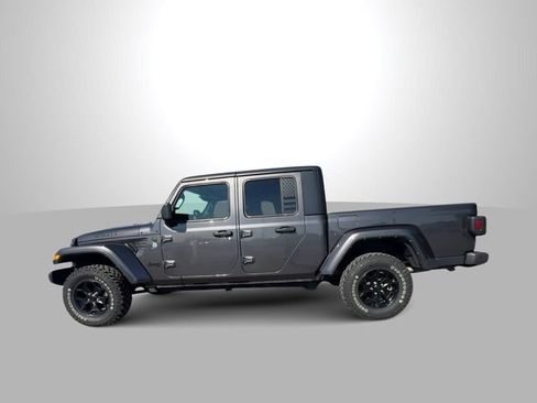 Used 2022 Jeep Gladiator Sport AWD/4WD image 8