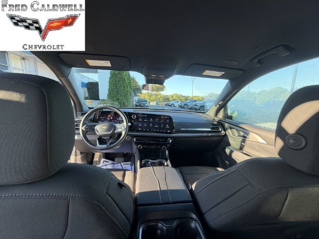 Used 2026 Chevrolet Traverse LT FWD image 25