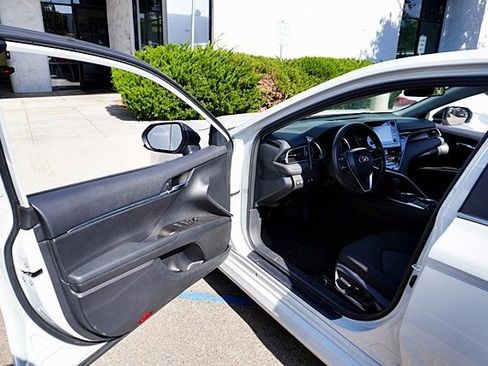 Used 2024 Toyota Camry LE FWD image 33