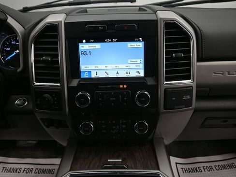 Used 2018 Ford F250 Lariat w/ Lariat Ultimate Package AWD/4WD image 16