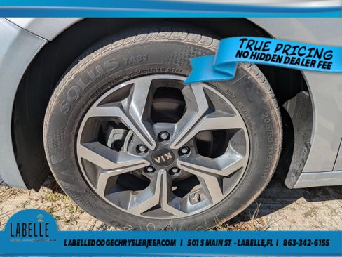 Used 2021 Kia Forte LXS FWD image 11