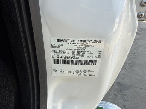 Used 2023 Ford F650 2WD Regular Cab Super Duty image 19