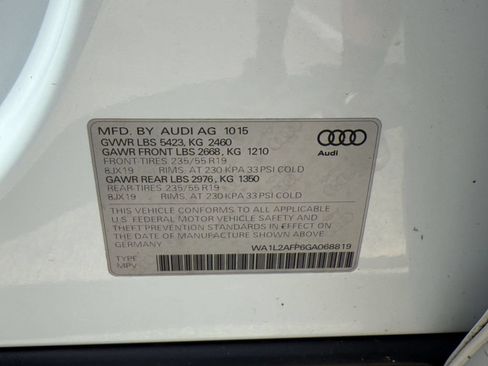 Used 2016 Audi Q5 2.0T Premium Plus w/ Technology Package AWD/4WD image 25