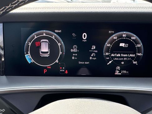 New 2026 Volkswagen Tiguan SE FWD image 19