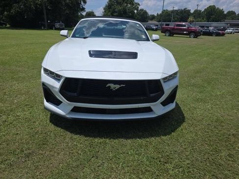 Used 2024 Ford Mustang GT Premium RWD image 13