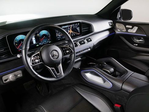 Used 2023 Mercedes-Benz GLE 450 4MATIC w/ Premium Package image 4