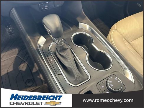 Used 2023 Chevrolet Traverse Premier w/ LPO, Floor Liner Package AWD/4WD image 24