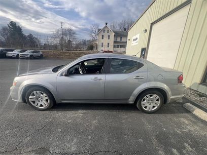 Used 2013 Dodge Avenger SE