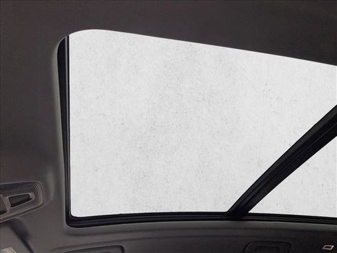 Used 2025 Audi Q5 Premium w/ Convenience Package image 18