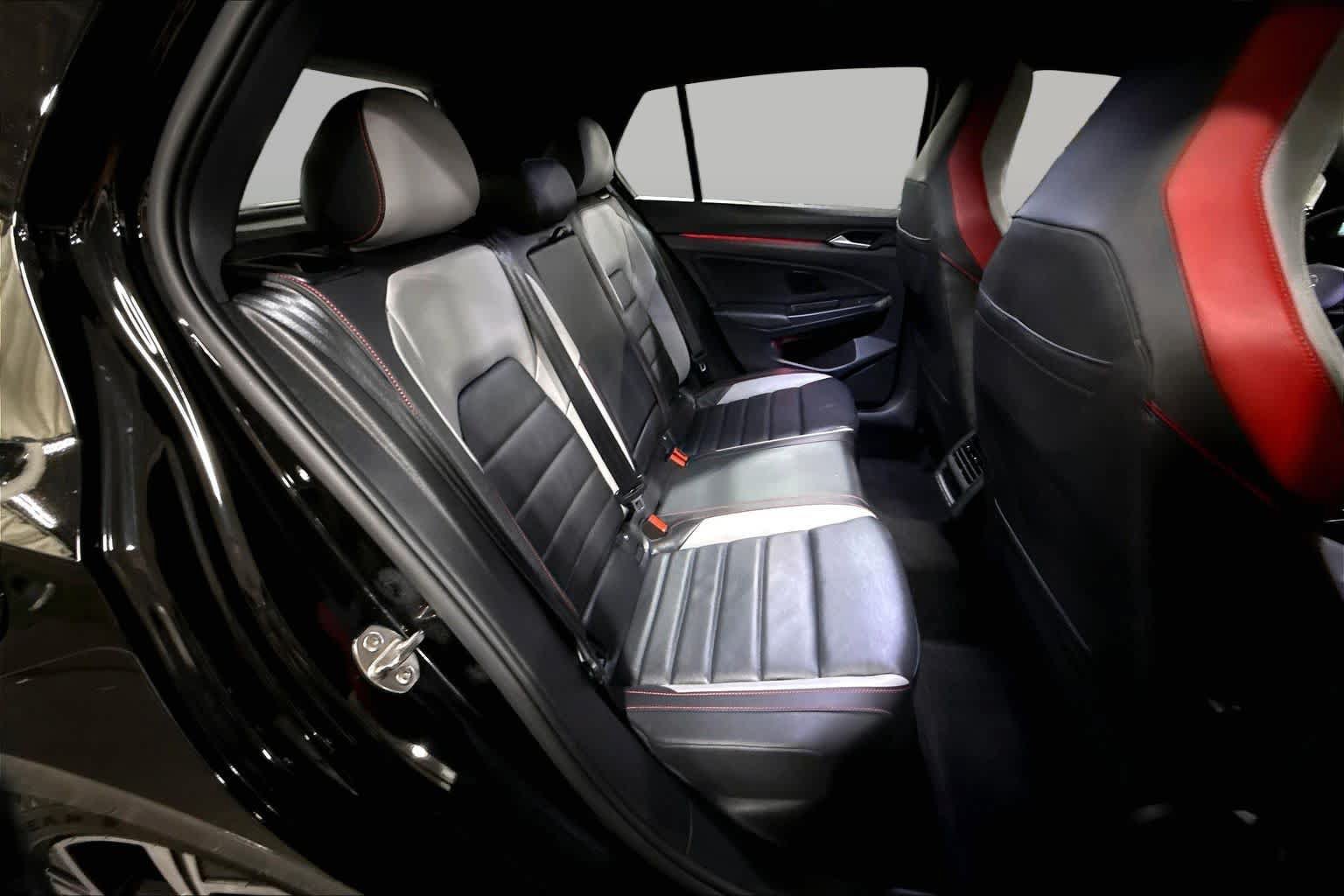 Used 2024 Volkswagen GTI SE FWD image 19