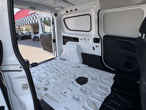 Used 2016 RAM ProMaster City Tradesman FWD image 24