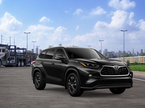 New 2026 Toyota Highlander XLE image 15