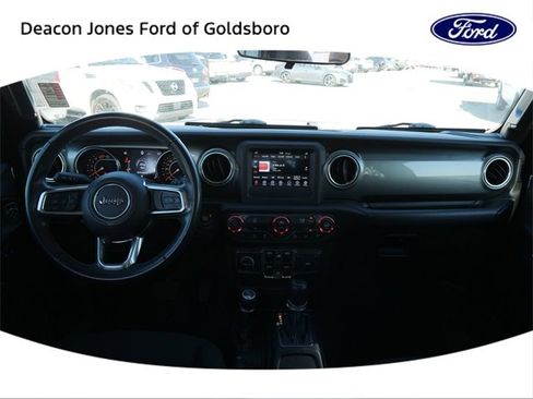 Used 2019 Jeep Wrangler Unlimited Sahara w/ Safety Group image 30