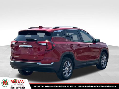 Certified 2023 GMC Terrain SLT w/ LPO, Floor Liner Package AWD/4WD image 4