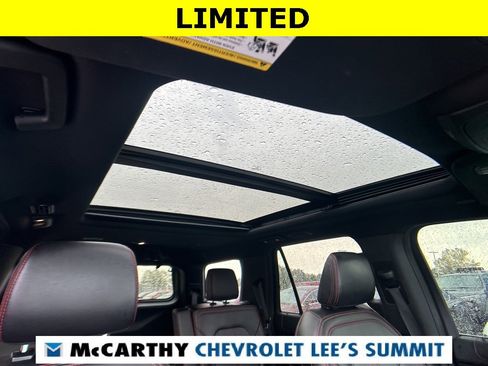 Used 2021 Ford Expedition Limited image 7