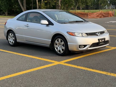 Used 2007 Honda Civic LX image 1