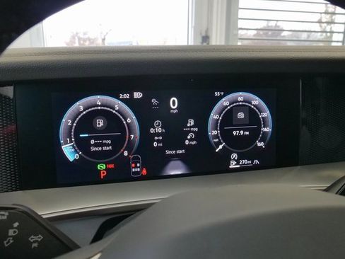 New 2026 Volkswagen Tiguan SE R-Line image 19