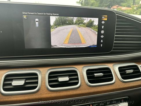 Used 2020 Mercedes-Benz GLS 580 4MATIC image 45