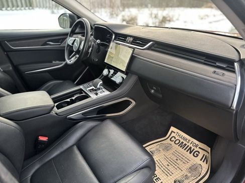 Used 2021 Jaguar F-PACE S image 19