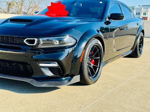 Used 2023 Dodge Charger SRT Hellcat RWD image 16