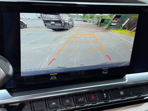 Used 2022 Chevrolet Silverado 1500 LT RWD image 28