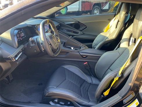 Used 2023 Chevrolet Corvette Stingray Premium Conv w/ Z51 Performance Package image 9