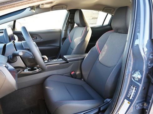 New 2026 Toyota Prius Plug-In Hybrid image 10