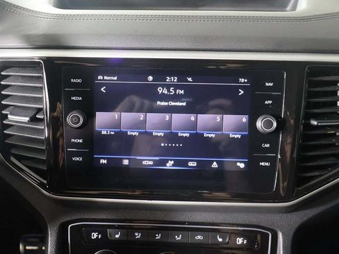 Used 2023 Volkswagen Atlas Cross Sport SEL R-Line AWD/4WD image 47