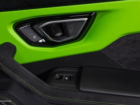 Used 2024 Lamborghini Urus S image 43