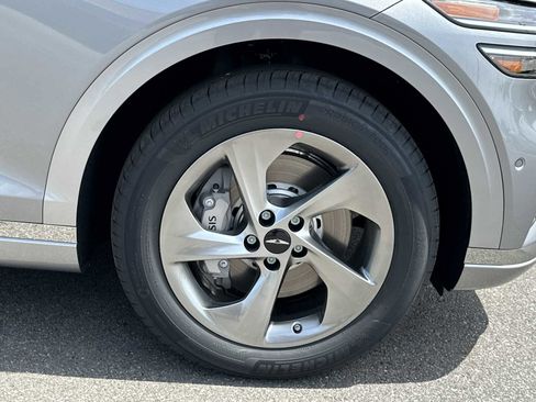 New 2026 Genesis GV70 2.5T Advanced w/ G1 Accessory Package image 7