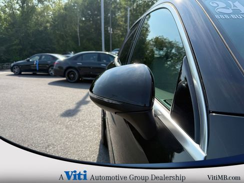 Used 2024 Mercedes-Benz GLC 300 4MATIC image 10